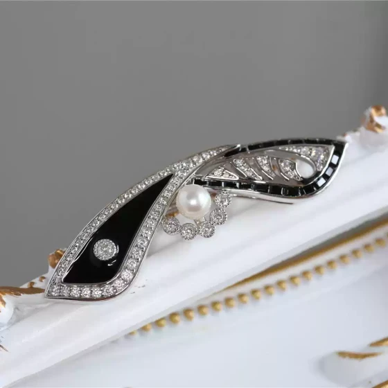 喻棠|黑白韵律|弧形珍珠胸针珐琅复古裙装西装不易撞款纯银厚镀金