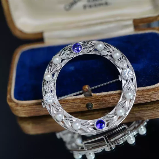 喻棠Italks|你来时天尚暖|925银天然淡水珍珠花环胸针女